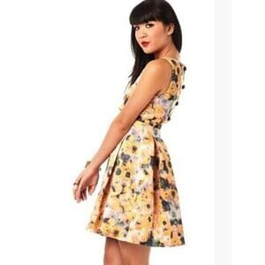 Mcgine Womens Dress Size M/8 A Line Watercolor Floral Gold Sleeveless